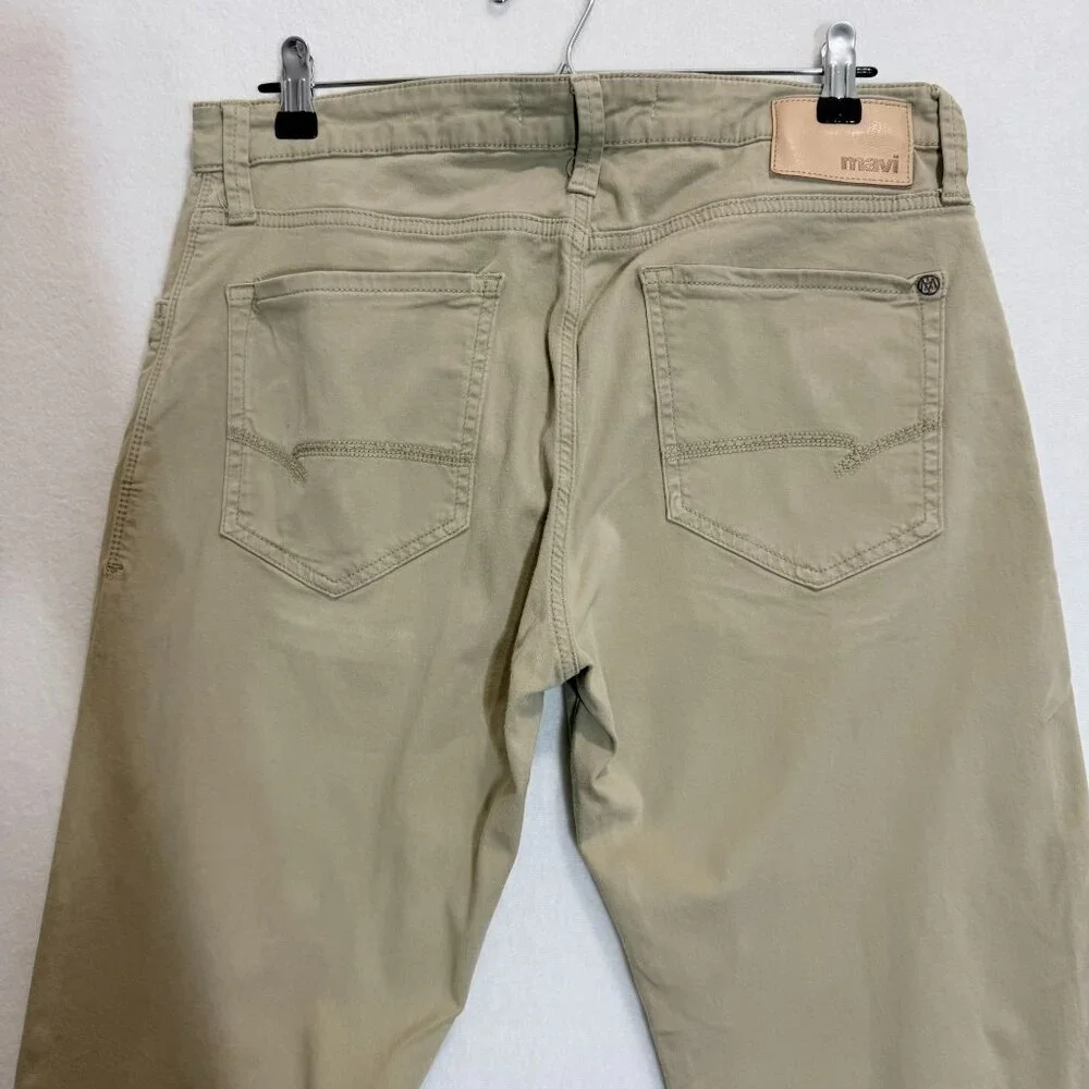 Mavi Jeans Zach Straight Leg Mens Khaki Pants Size 34/32 Cotton Blend